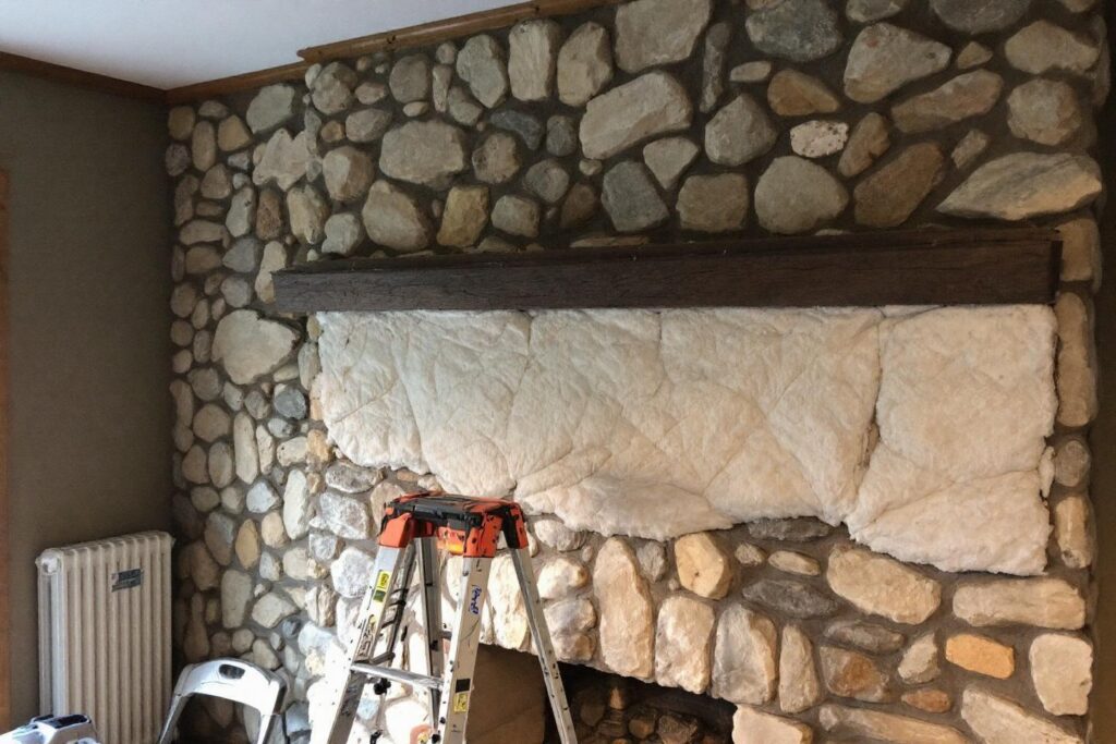 Comment isoler efficacement un mur en pierre avec une lame d'air ?